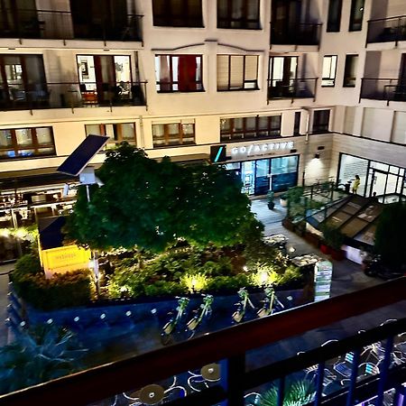 City Center Apartment With Balcony Budapest Esterno foto