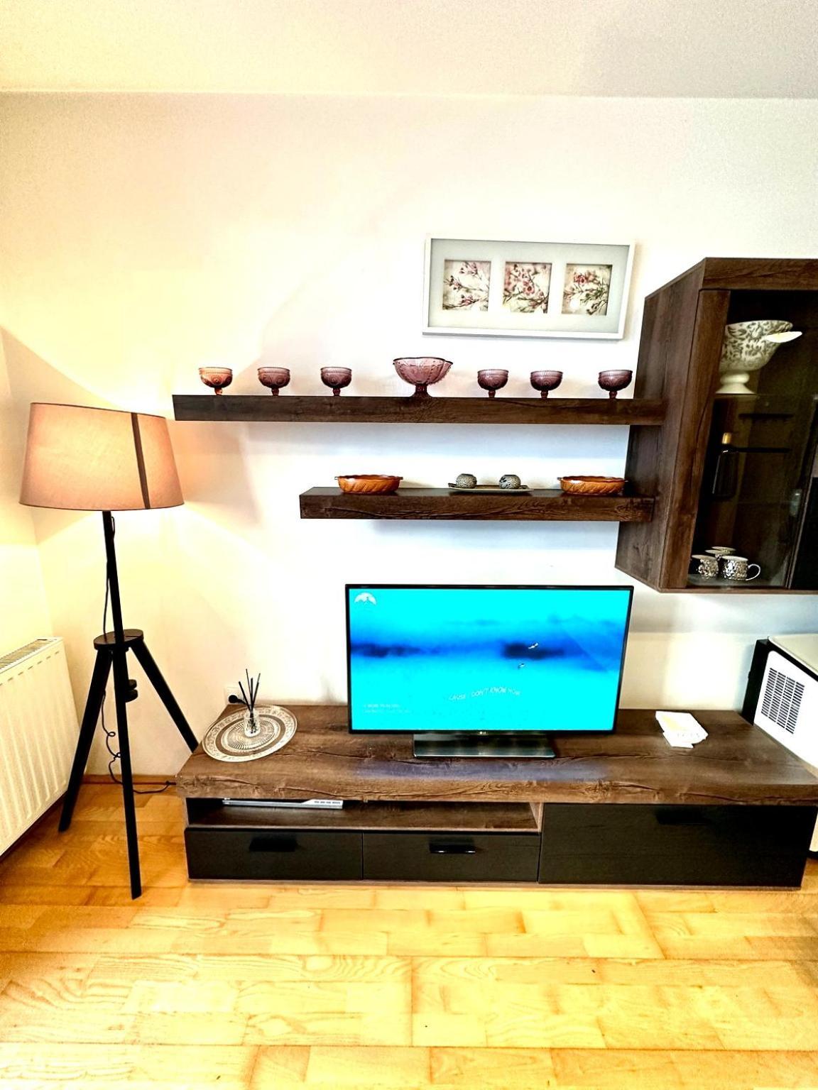 City Center Apartment With Balcony Budapest Esterno foto