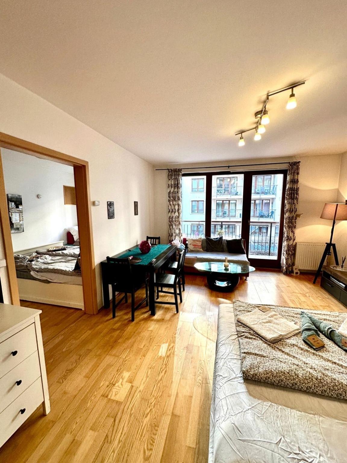 City Center Apartment With Balcony Budapest Esterno foto