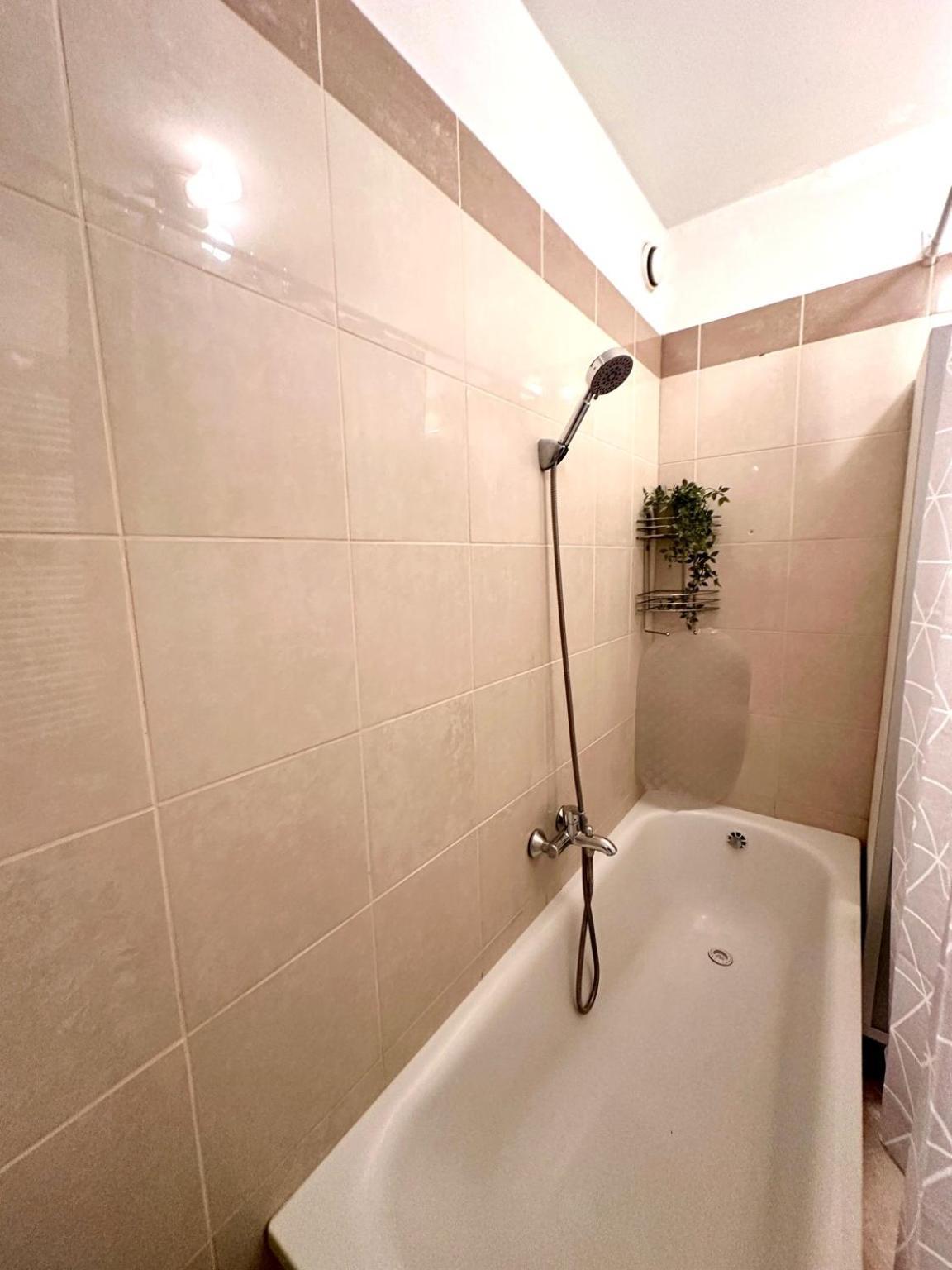 City Center Apartment With Balcony Budapest Esterno foto